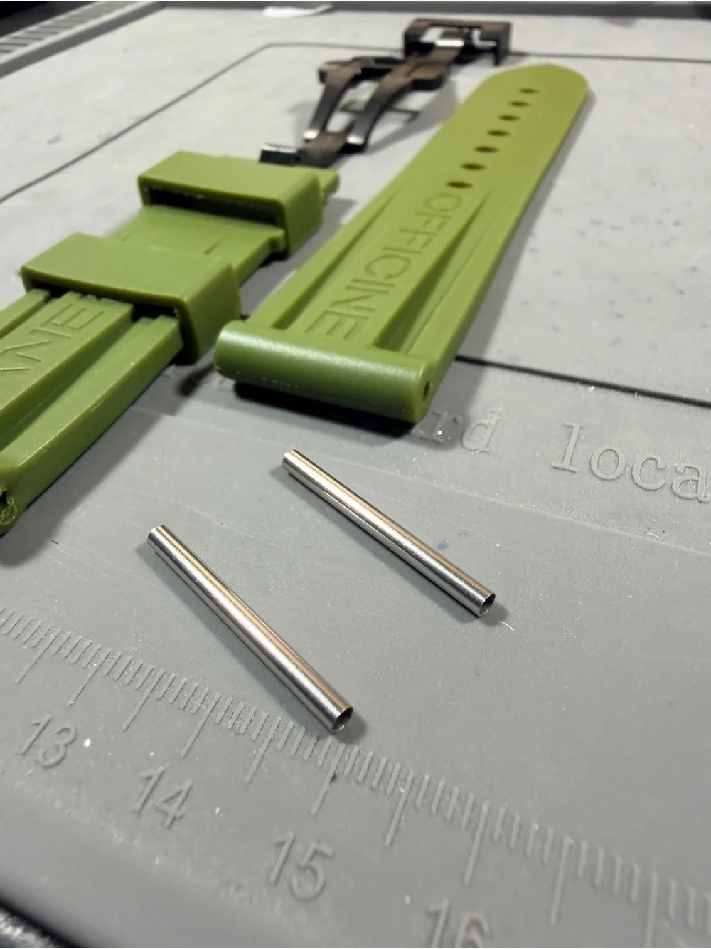 24mm military strap Olive Green Rubber Watch Strap